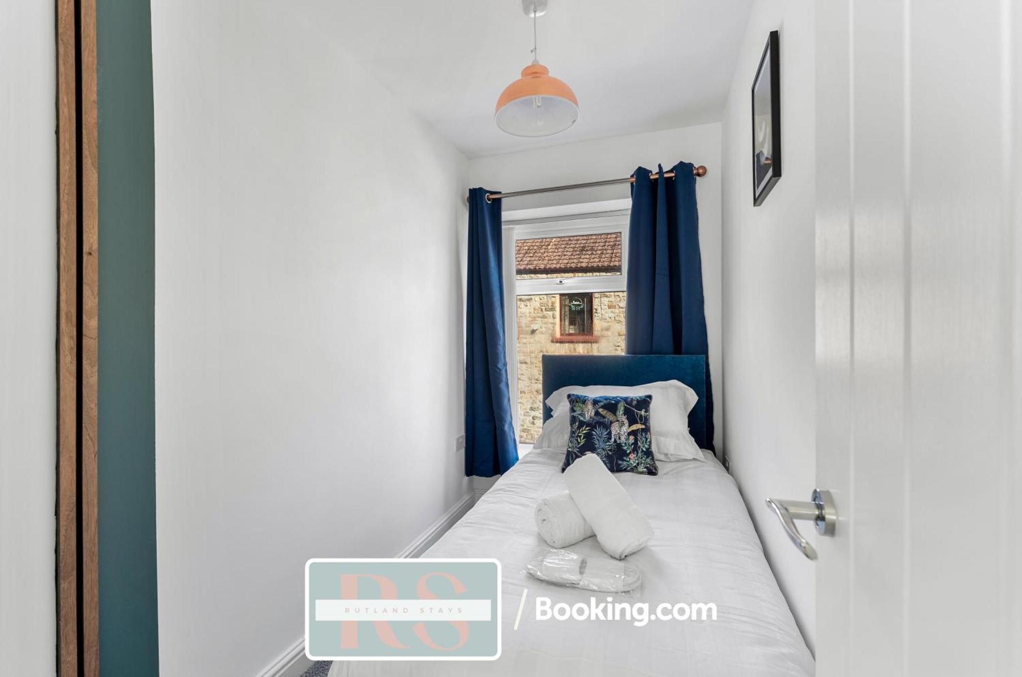 Contractors Accommodation South Wales By Rutland Stays Short Lets & Serviced Accommodation Pentre Treorky Exterior foto